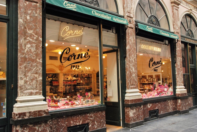 ecommerce-PEILLE-min_chocolate_chocolaterie_shop_luxury_chic_gallery_brussels_belgium-558146